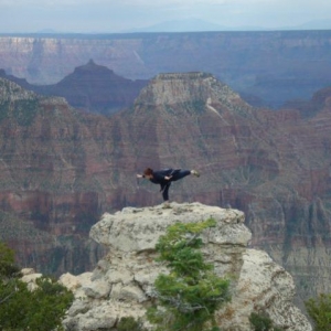 yoga pose on a cliff along the Bright Angel Trail in the North Rim close to the Grand Canyon Lodge