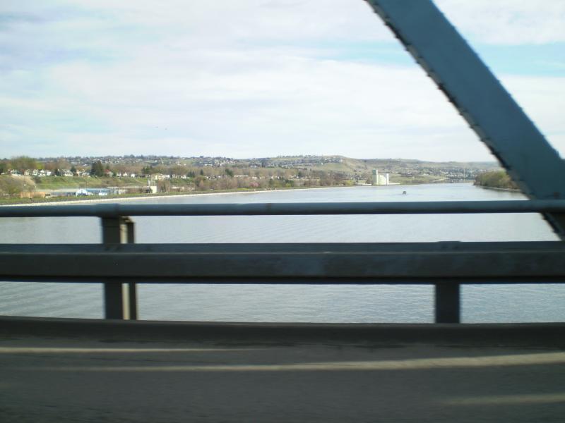 Snake River @ Lewiston from Lewiston/Clarkston bridge, just before merging with the Clearwater river.